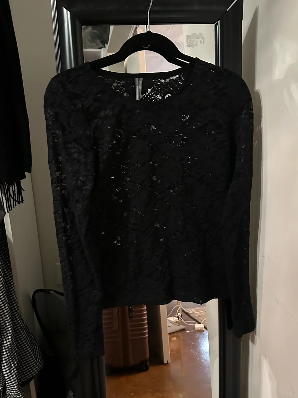 NWOT Anthropologie Long Sleeve Black Lace Crew-Neck Top - S